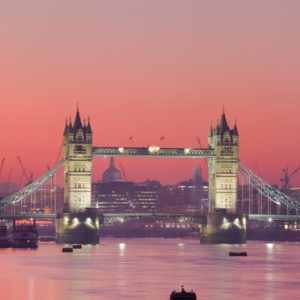 &Zeta;&omega;&nu;&tau;&alpha;&nu;ή &rho;&omicron;ή AU London 2018&ndash;&Xi;&epsilon;&kappa;&iota;&nu;ά &sigma;ή&mu;&epsilon;&rho;&alpha;