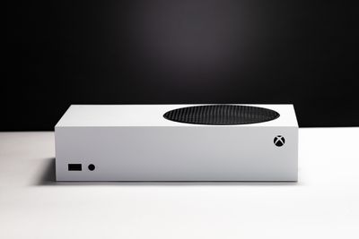 &Tau;&omicron; &lambda;&epsilon;&upsilon;&kappa;ό Xbox Series S &beta;&rho;ί&sigma;&kappa;&epsilon;&tau;&alpha;&iota; &omicron;&rho;&iota;&zeta;ό&nu;&tau;&iota;&alpha;.