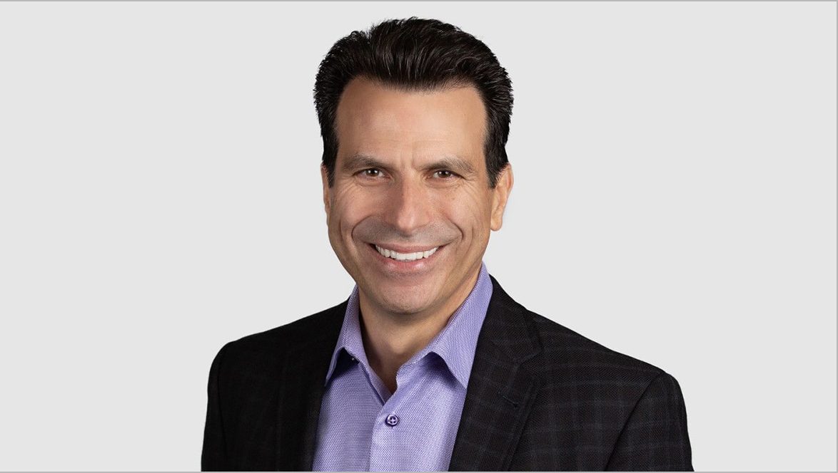 - Andrew Anagnost, &Pi;&rho;ό&epsilon;&delta;&rho;&omicron;&sigmaf; &kappa;&alpha;&iota; &Delta;&iota;&epsilon;&upsilon;&theta;ύ&nu;&omega;&nu; &Sigma;ύ&mu;&beta;&omicron;&upsilon;&lambda;&omicron;&sigmaf; &tau;&eta;&sigmaf; Autodesk