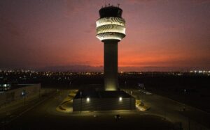 Jorge Chav&eacute;z Airport City, έ&nu;&alpha; έ&rho;&gamma;&omicron; &delta;&iota;&epsilon;&theta;&nu;&omicron;ύ&sigmaf; &epsilon;&mu;&beta;έ&lambda;&epsilon;&iota;&alpha;&sigmaf;