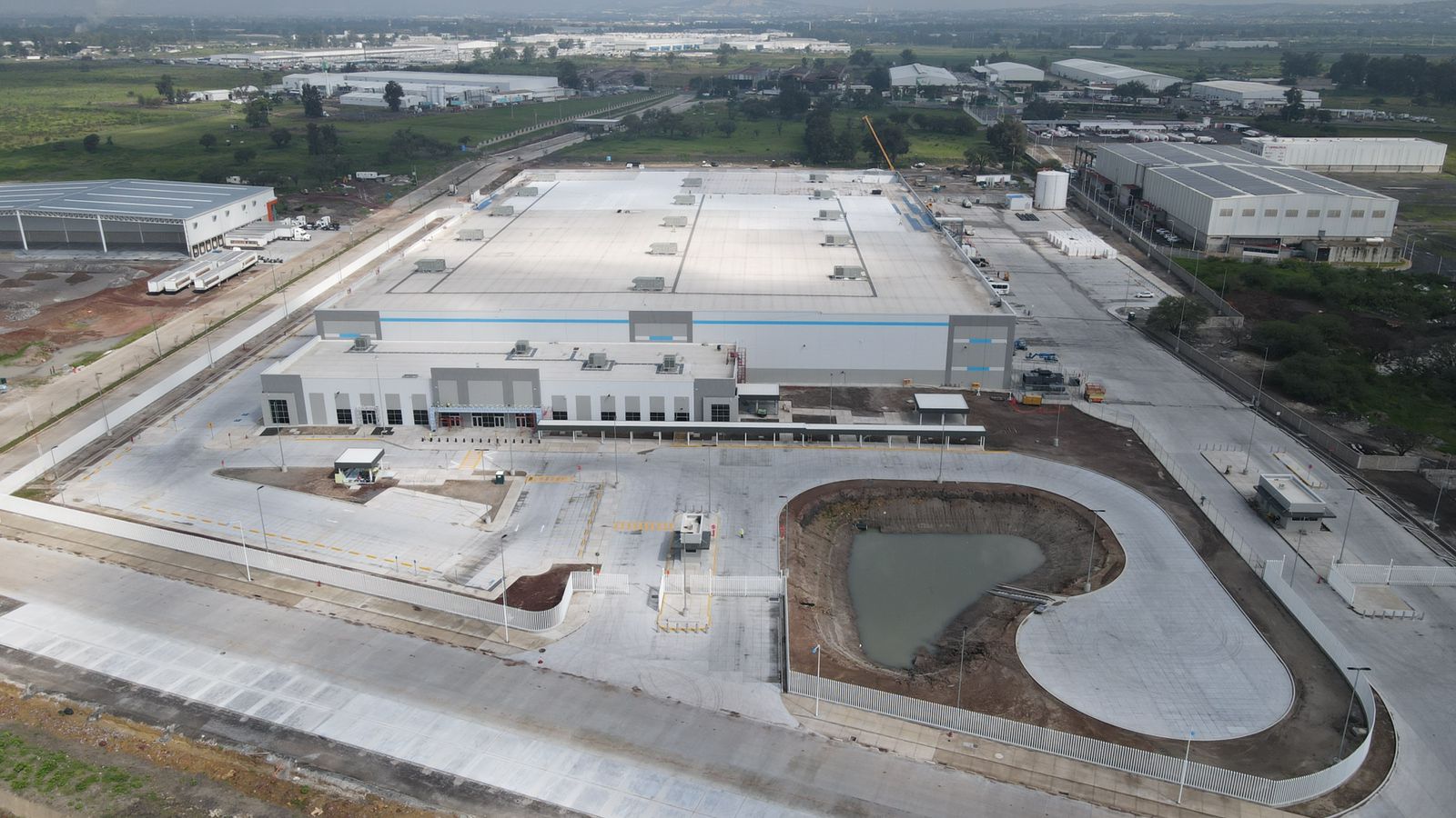 Tensa Construcciones, &eta; &nu;έ&alpha; &epsilon;&pi;&omicron;&chi;ή &tau;&eta;&sigmaf; &sigma;&upsilon;&nu;&epsilon;&rho;&gamma;&alpha;&sigma;ί&alpha;&sigmaf;