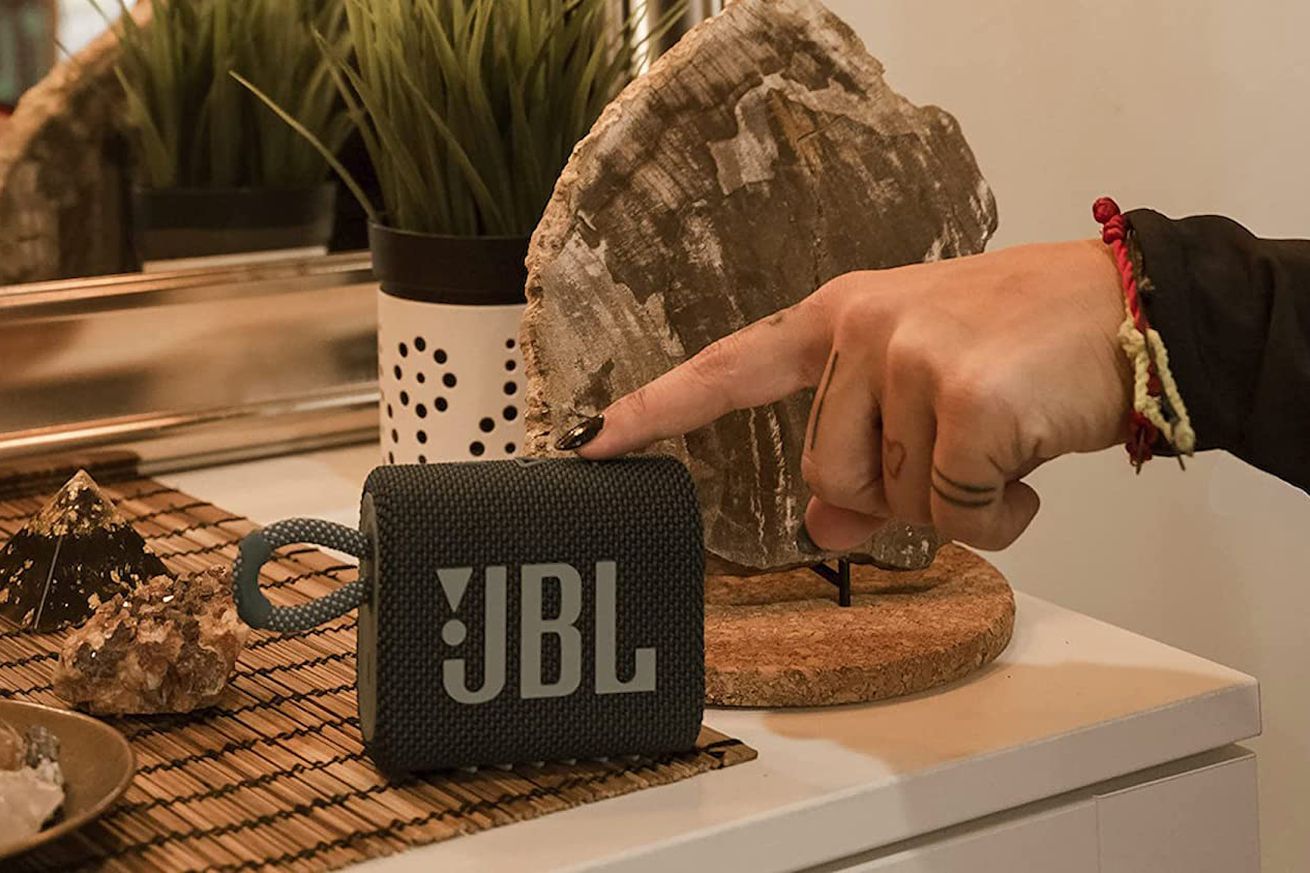The best Cyber Monday deals under $25 you can still get