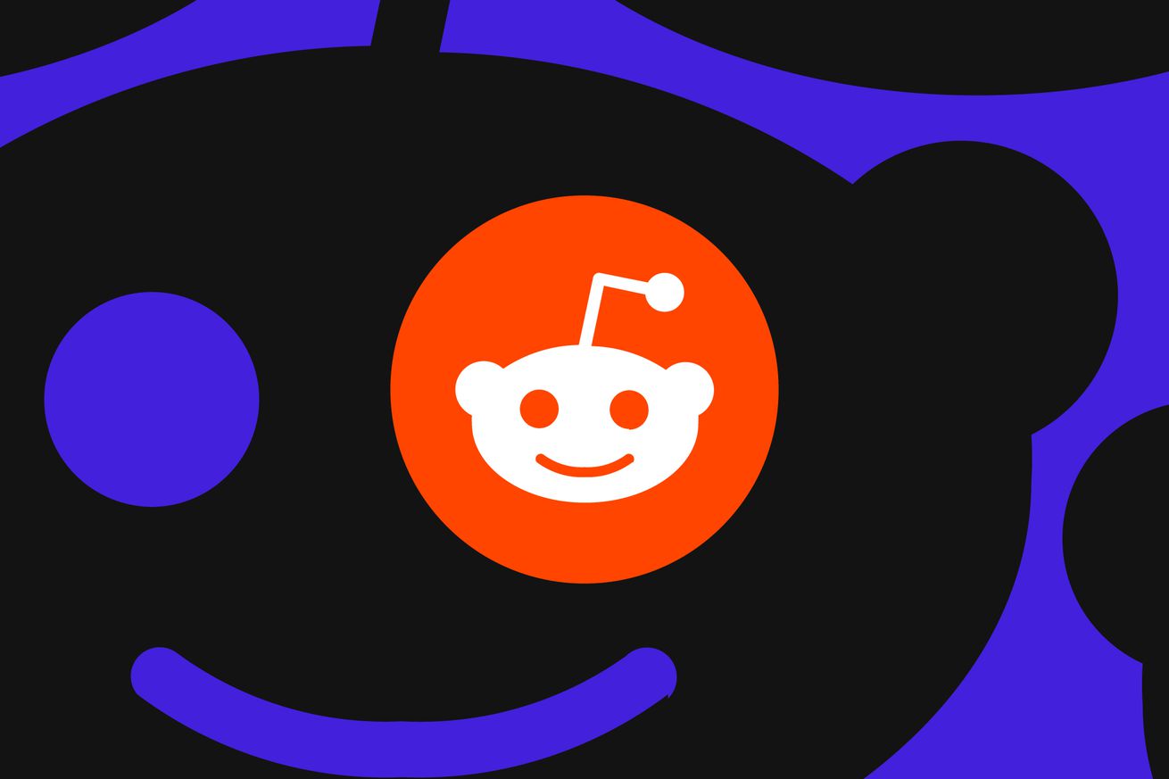 Το λογότυπο Reddit εμφανίζεται σε επίπεδα