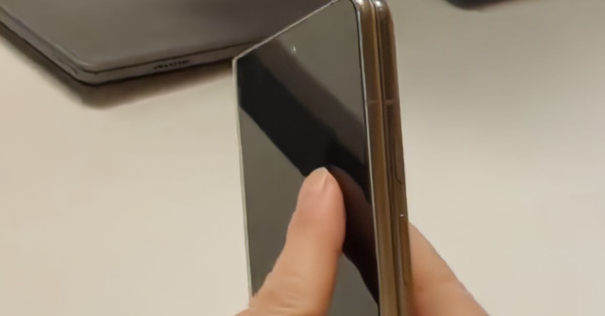 Ένα πραγματικό Pixel Fold φαίνεται ότι διέρρευσε για πρώτη φορά