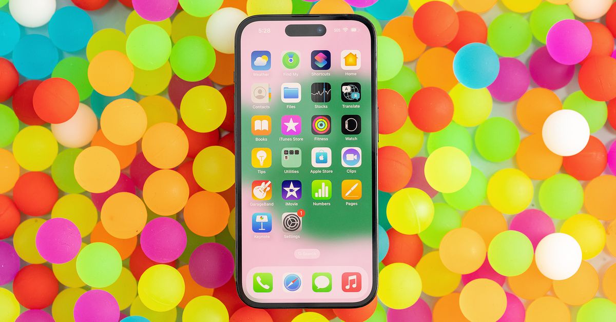 Η Apple επιβεβαιώνει ότι το iPhone λαμβάνει USB-C, αλλά δεν είναι ευχαριστημένη για τον λόγο